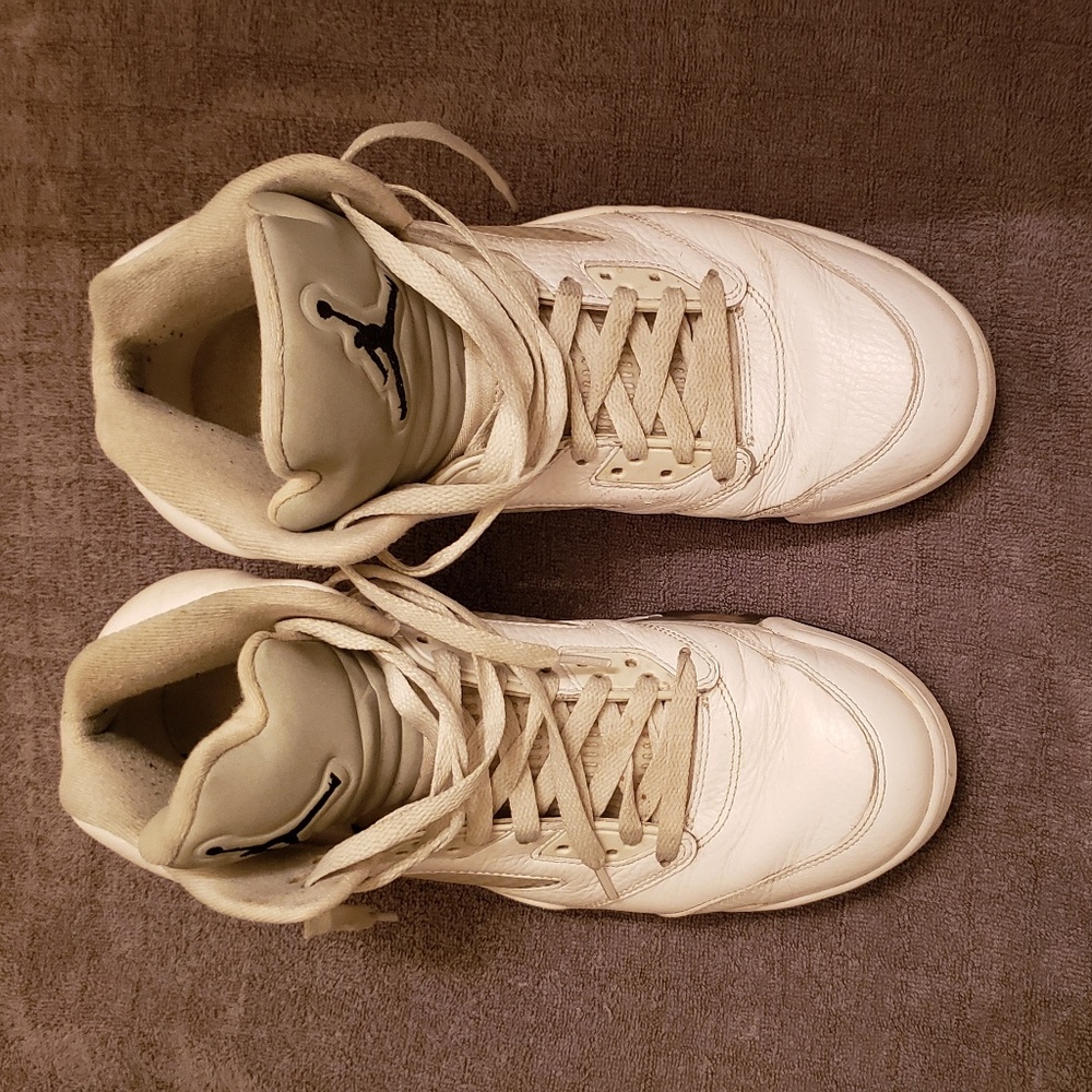 Air Jordan 5 white Metallic size 10